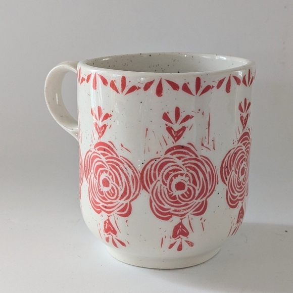 Anthropologie Cup Of Cozy Red White Floral Stoneware Mug Retired Collectible - Picture 2 of 4